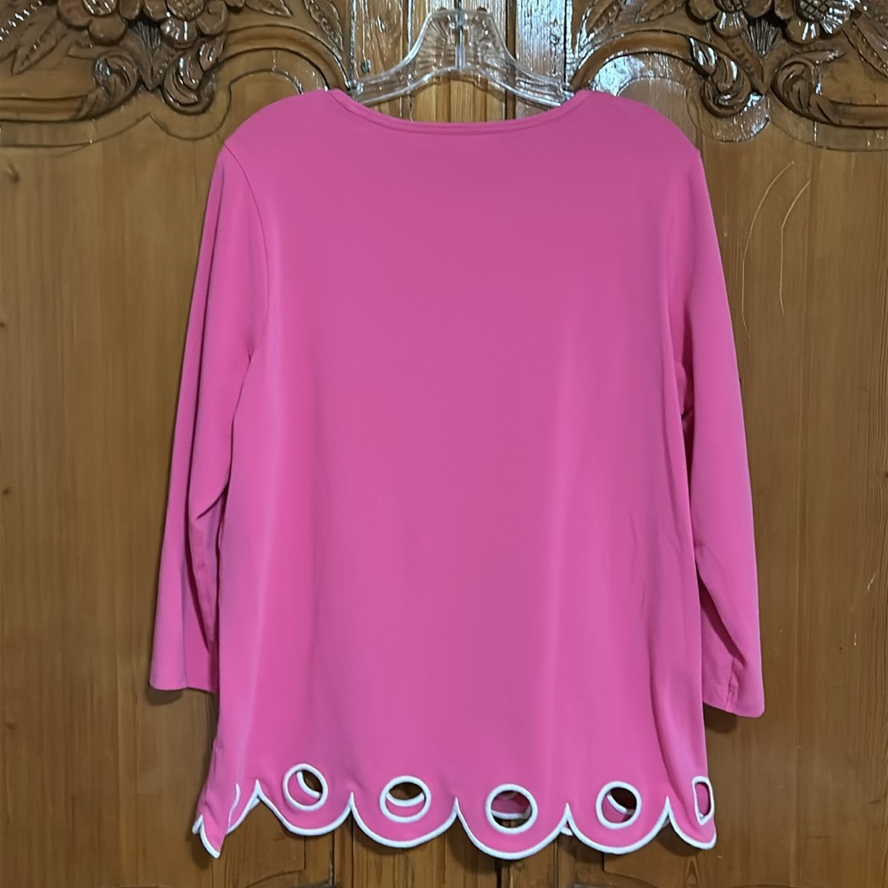 E.L.I. Pink Embroidered Eyelet Scalloped Hem Top - Picture 2 of 5